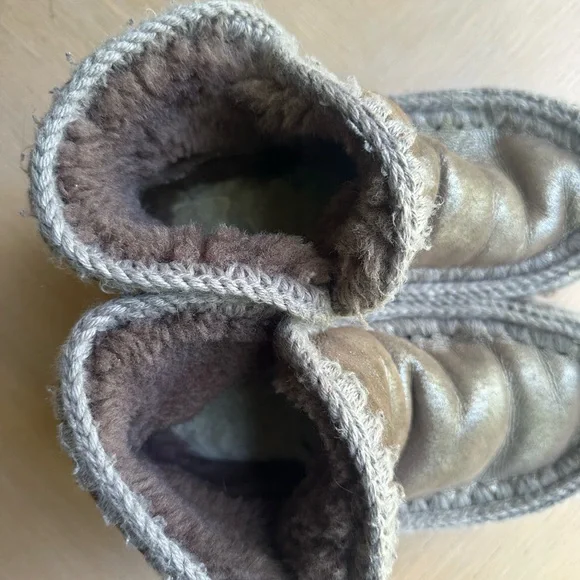 Mou Brown and Gray Moccasin Slippers - Picture 7 of 10
